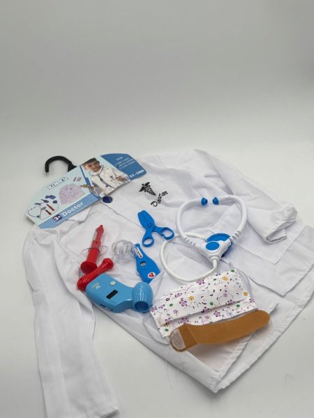 ملابس دكتور